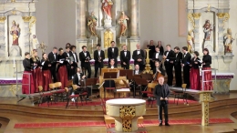 Herzlicher Empfang für Prof. Frieder Bernius, den Kammerchor und das Barockorchester Stuttgart
