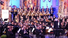 Orchester und Chor