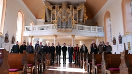 Das traditionelle Gruppenfoto der 13. Lisdorfer Orgelakademie