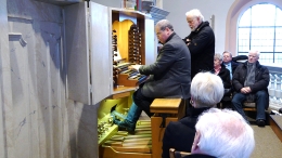 Regionalkantor Armin Lamar beim Orgelwerkstattkonzert